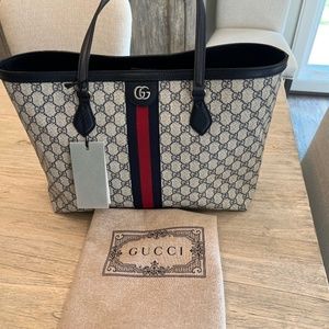 NEW Gucci Ophidia Medium Tote